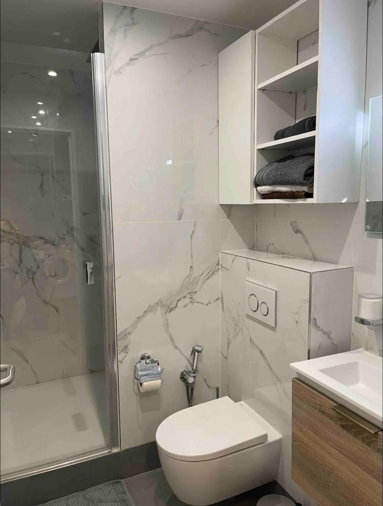 Apartment Paris Esplanade 701 Courbevoie